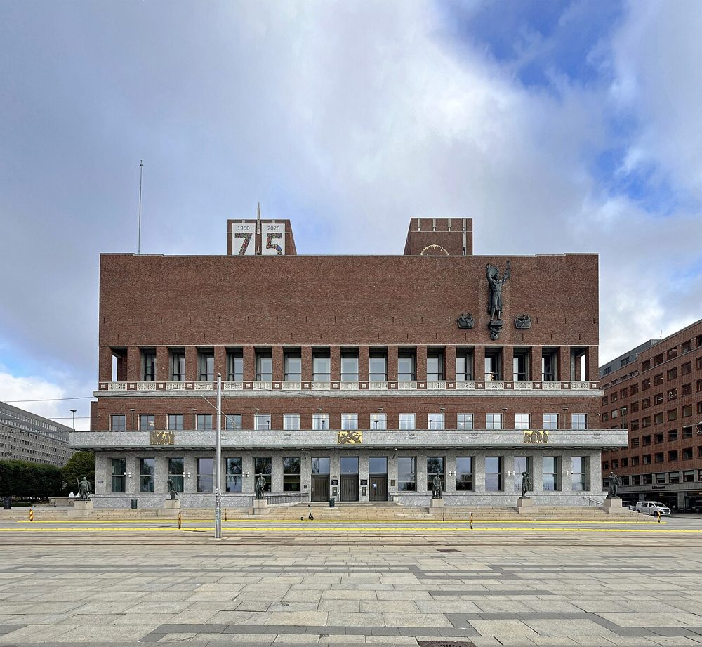 Harbour facade photo